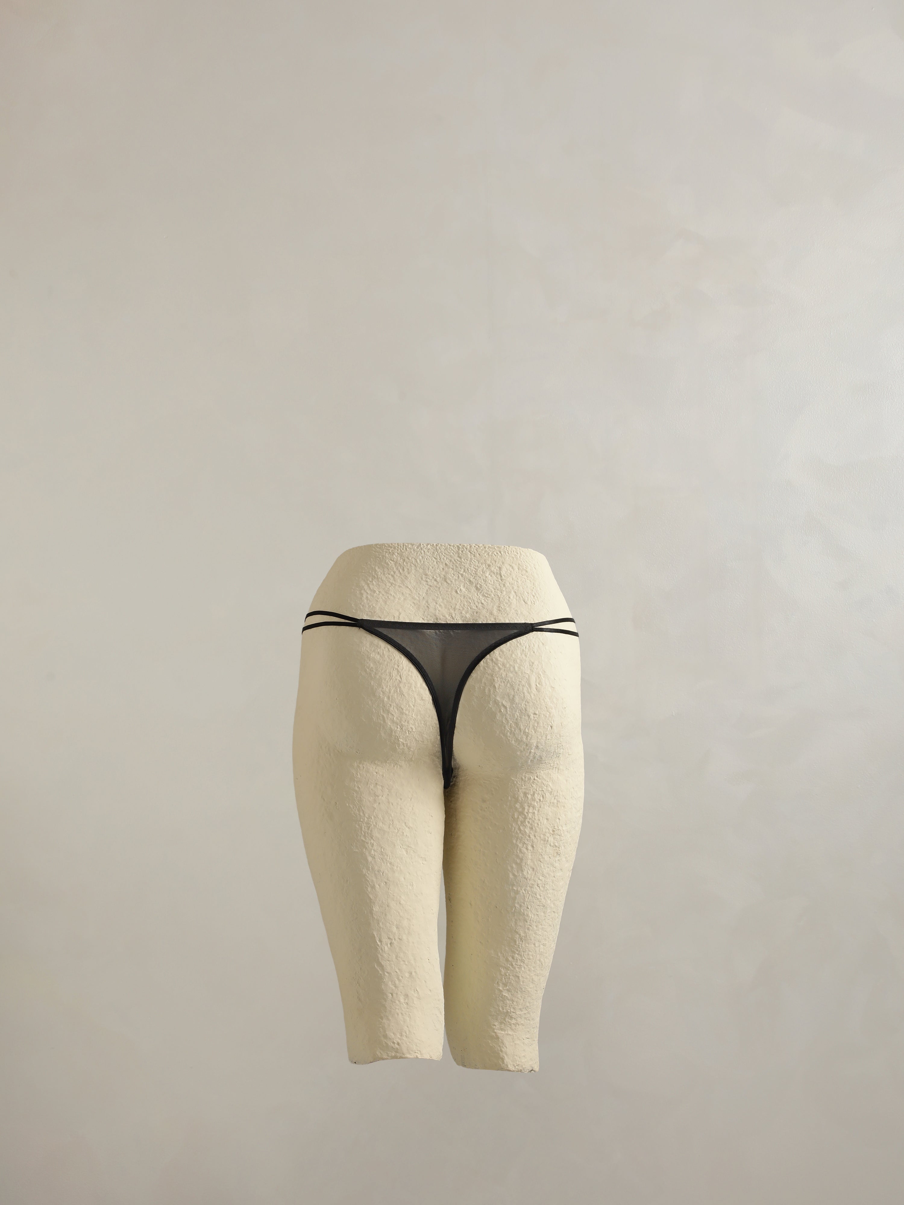 Saaya Thong